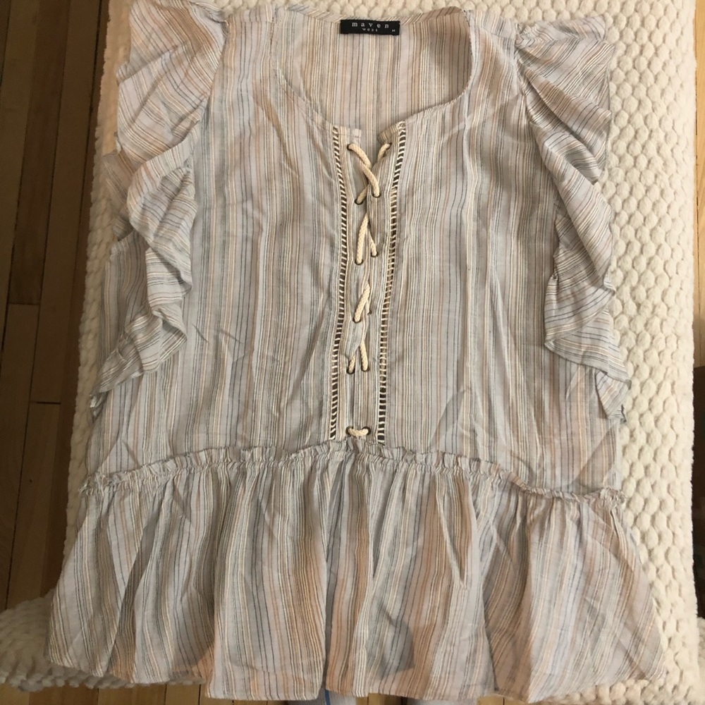 Maven West Short Sleeve Top. Sz Med
